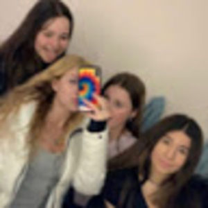 Meet your Posher, Amara